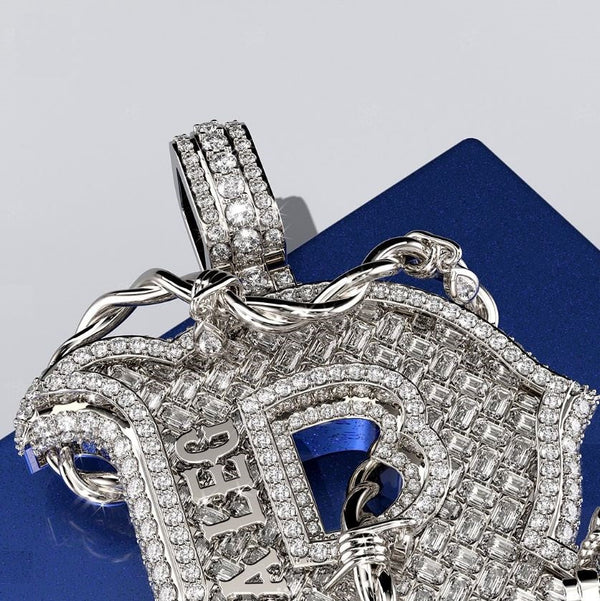 Cutom Latter Pendant