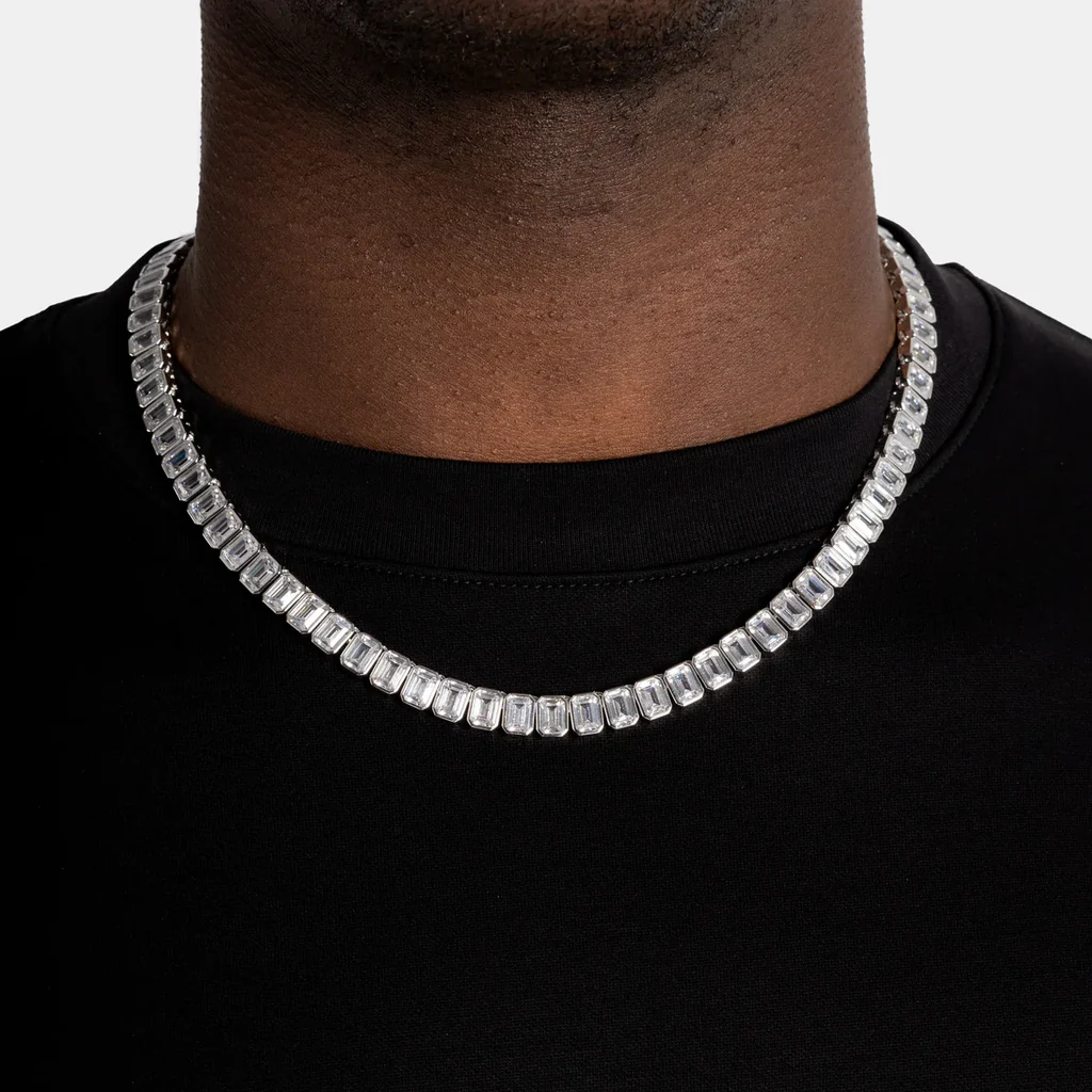 CHAINS